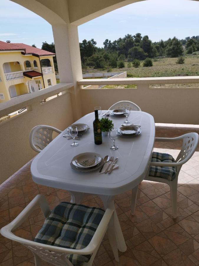 Apartmani Vjeko Vir Luaran gambar
