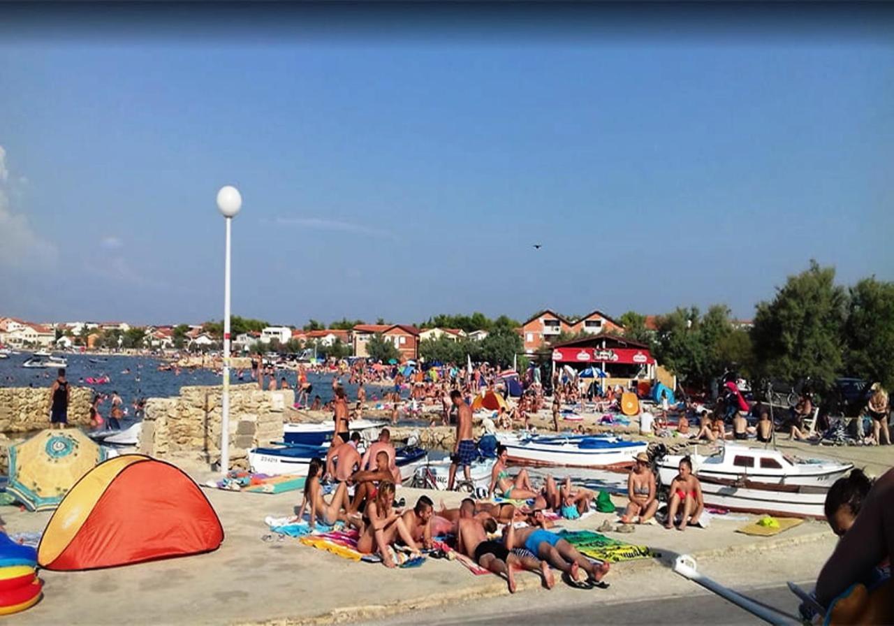 Apartmani Vjeko Vir Luaran gambar